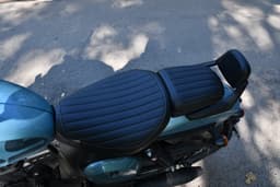 Yezdi Roadster Color Black