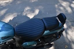 Yezdi Roadster Color Black