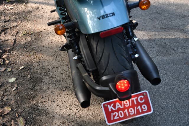 Rear View Image - 26738