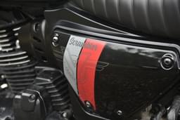 Yezdi Scrambler Color Black