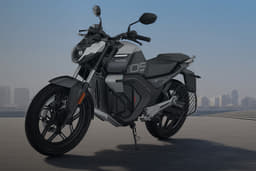 Avore EX2 Front Left Three Quarter