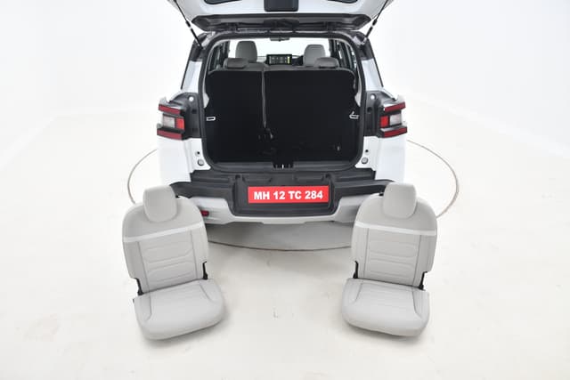 Rear View Image - 1992