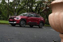 Citroen Basalt Front Right Three Quarter