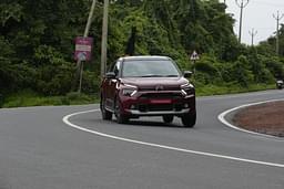Citroen Basalt Front Right Three Quarter