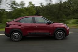 Citroen Basalt Color Red