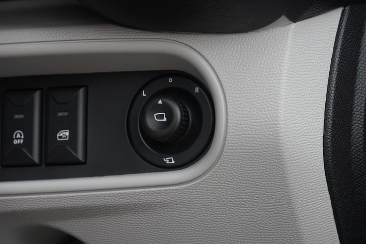 Citroen Basalt Door Controls