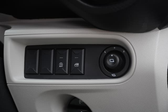 Door Controls Image - 8545