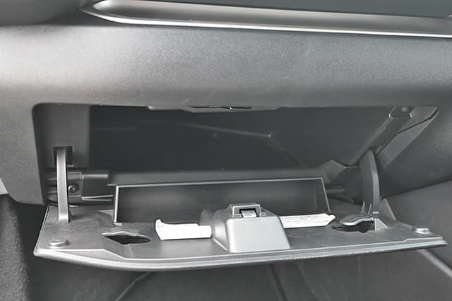 Glove Box Image - 32728