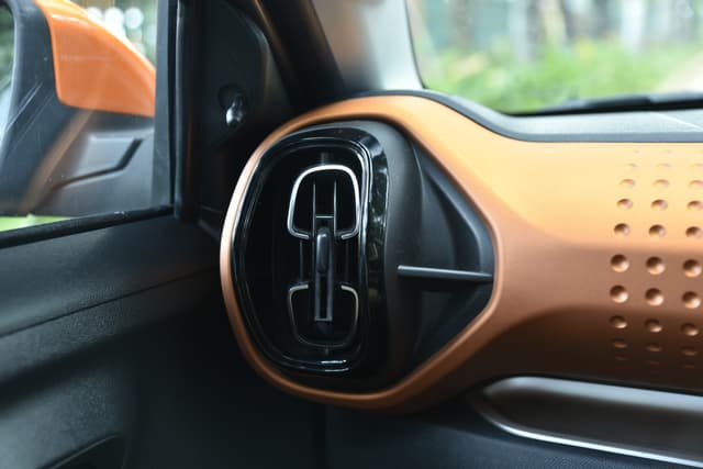 Ac Vents Front Image - 8175