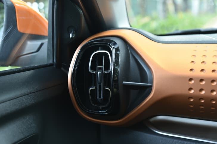 Ac Vents Front