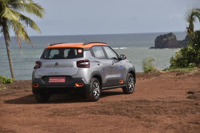 Rear View Image - 8290