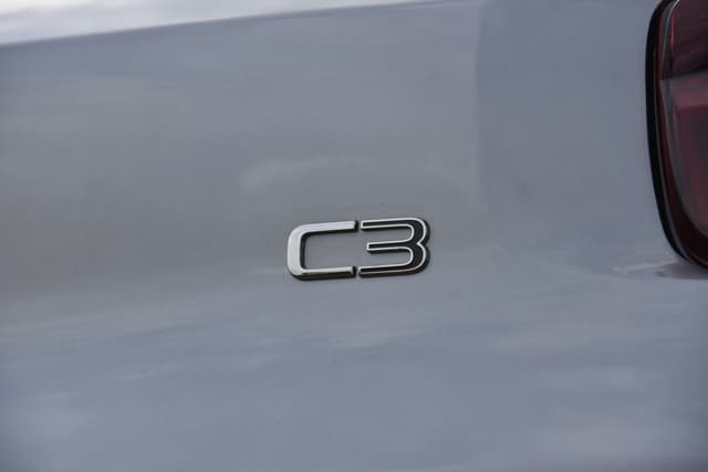 Rear Badge Image - 8382
