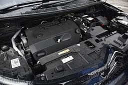 Citroen C5 Aircross Closed Bonnet