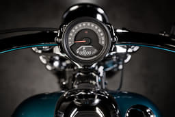 Harley Davidson Breakout Color Black, Blue Harley Davidson Breakout Color Black, Blue