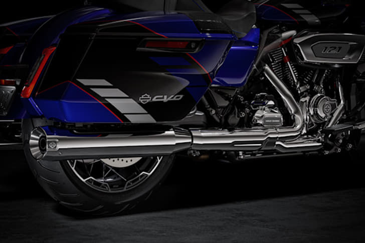 Harley Davidson Cvo Road Glide Color Blue, Black Harley Davidson Cvo Road Glide Color Blue, Black