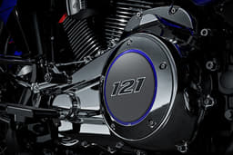 Harley Davidson Cvo Road Glide Color Black, Chrome