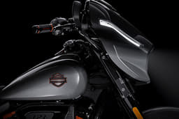 Harley Davidson Cvo Street Glide Headlight