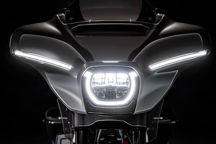 Harley Davidson Cvo Street Glide Front View Harley Davidson Cvo Street Glide Front View