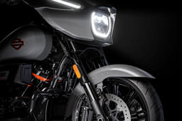 Harley Davidson Cvo Street Glide Headlight