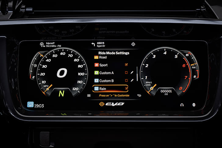 Harley Davidson Cvo Street Glide Touchscreen Harley Davidson Cvo Street Glide Touchscreen