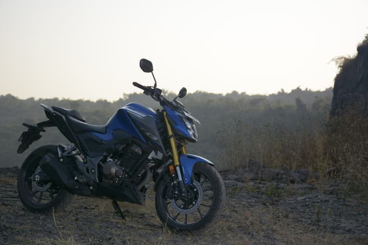 Honda CB300F