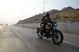 Honda Bikes Cb350rs Front Right Three Quarter