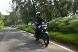 Honda Bikes Hornet 2.0 Front Left Three Quarter