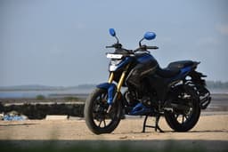 Honda Bikes Hornet 2.0 Front View