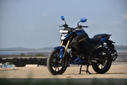 Honda Bikes Hornet 2.0 Front View