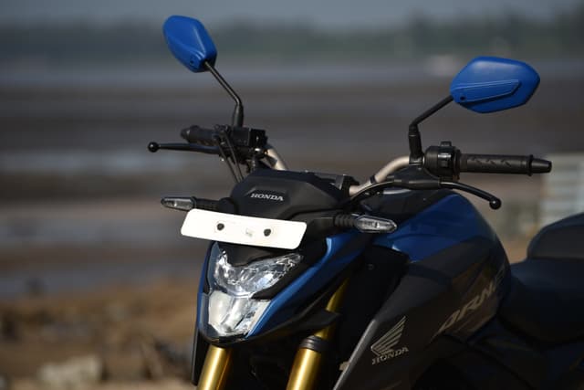 Headlight Image - 24217