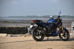 Honda Bikes Hornet 2.0 Front Right Three Quarter