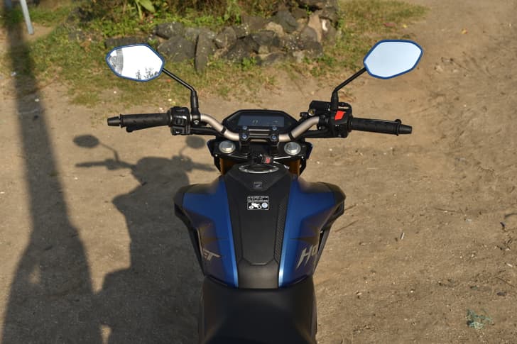 Honda Bikes Hornet 2.0 Closed Fuel Lid