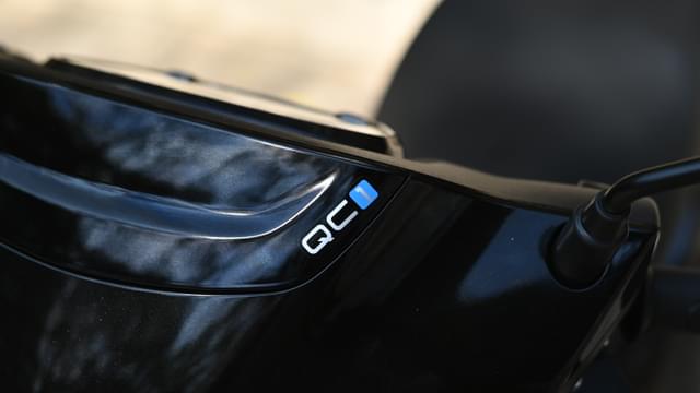 Color Black Image - 24620