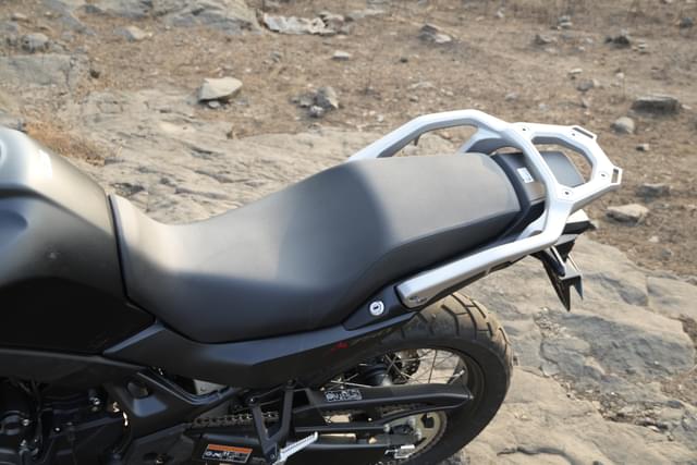 Color Black, Silver Image - 24511