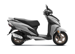 Honda Bikes Dio 125 Front Right Three Quarter