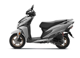 Honda Bikes Dio 125 Front View Honda Bikes Dio 125 Front View