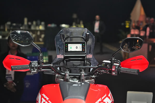 Front View Image - 38183