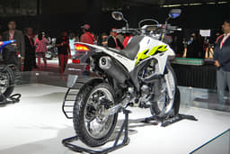 Honda XR300L Color White, Black, Yellow, Silver