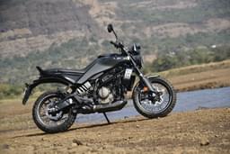 Husqvarna Svartpilen 401 Color Black