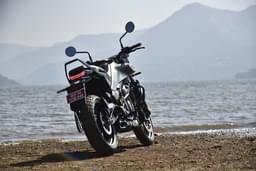 Husqvarna Svartpilen 401 Rear View