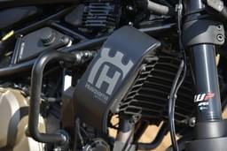 Husqvarna Svartpilen 401 Engine Shot Right