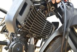 Husqvarna Svartpilen 401 Engine Shot Right