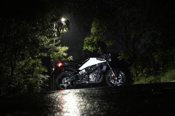 Husqvarna Vitpilen 250 Images