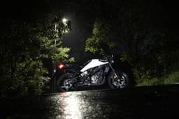 Husqvarna Vitpilen 250 Front Right Three Quarter