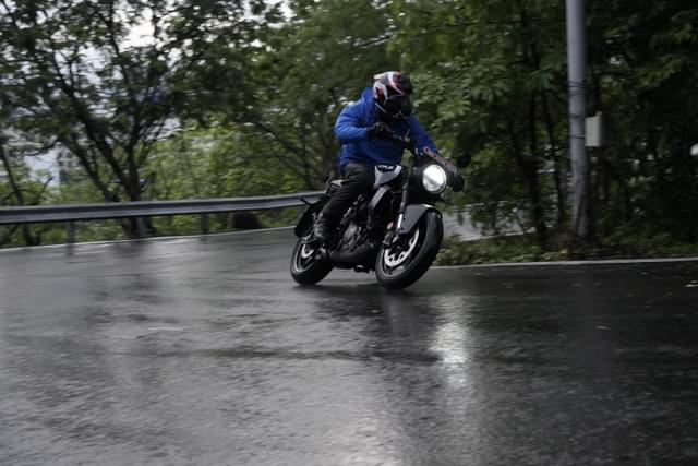 Front Left Three Quarter Image - 24793