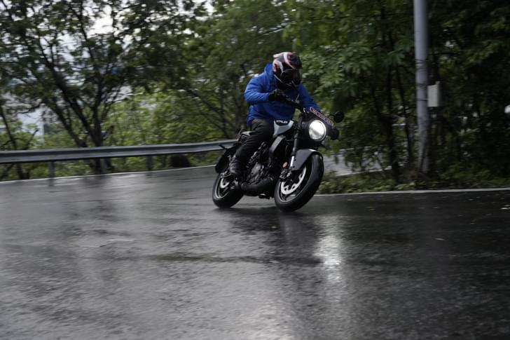 Husqvarna Vitpilen 250 Front Left Three Quarter