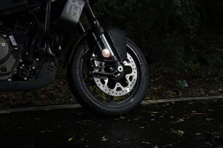 Husqvarna Vitpilen 250 Headlight