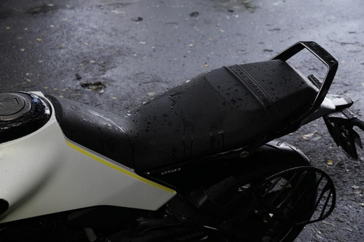 Husqvarna Vitpilen 250 Closed Fuel Lid