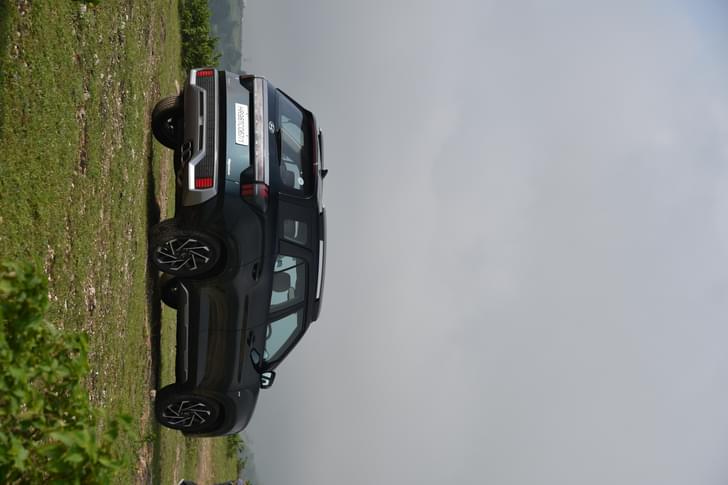 Hyundai Alcazar Rear View