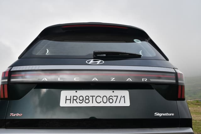 Rear View Image - 5914